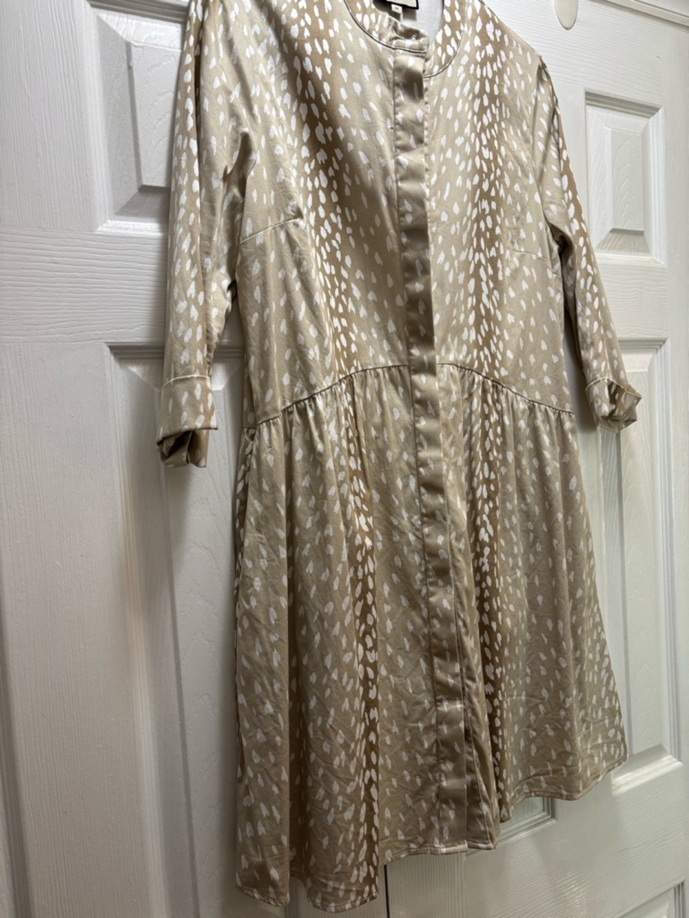 Tuckernuck Taupe and White Printed Dress - Picture 3 of 4